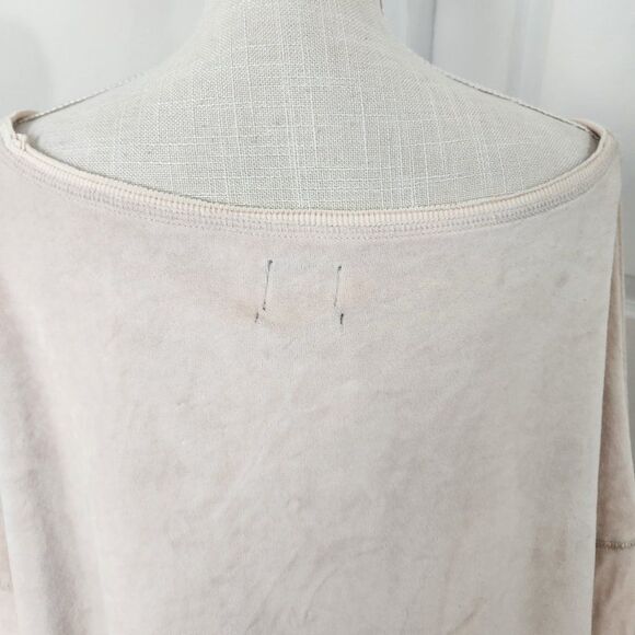 Out from Under Urban Outfitters Sweatshirt Womens L Pink Velour Oversized - Picture 6 of 16